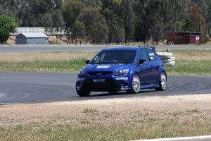 Ford Focus RS-T turn-in